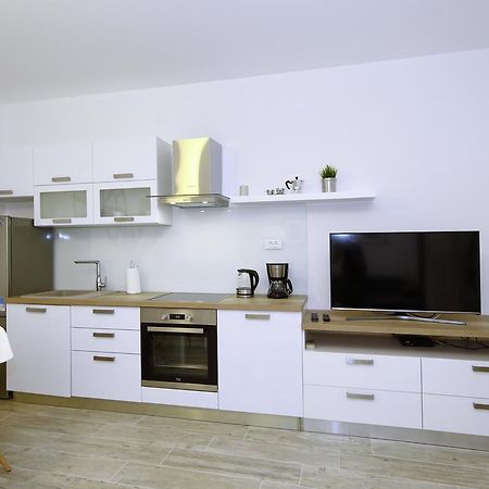 First Floor Zadar Apartment Екстер'єр фото