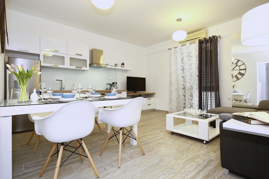 First Floor Zadar Apartment Екстер'єр фото