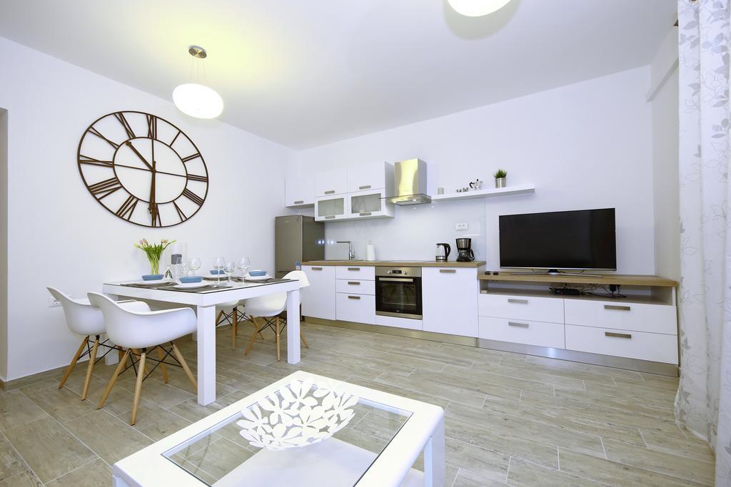 First Floor Zadar Apartment Екстер'єр фото