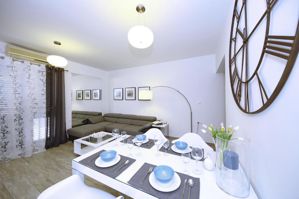 First Floor Zadar Apartment Екстер'єр фото